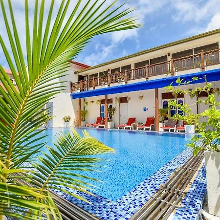 Equatorial Divers Lodge アッドゥ環礁 エクステリア 写真